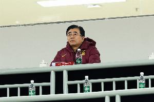 北青：宋凯及协会主席团其他多名成员亲赴机场接机U17国足